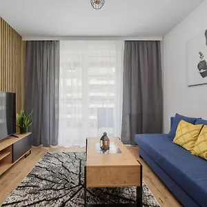  Apartament With 2 Bedrooms & Parking By Renters Polska